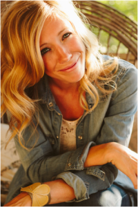 Ellie Holcomb will serve as guest worship leader during the Saturday sessions of The Freedom Experience.